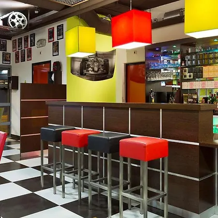 Hotel Enzo By Kyriad Direct