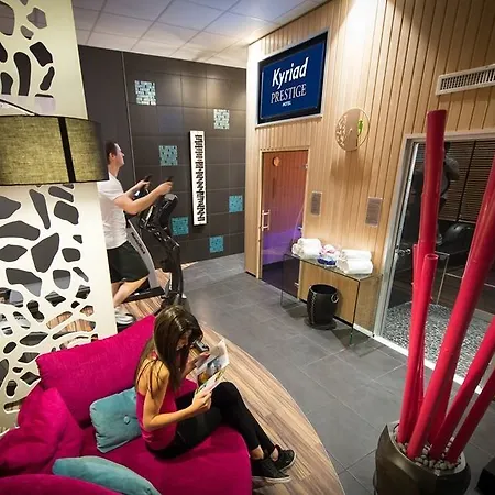 Enzo טיונוויל