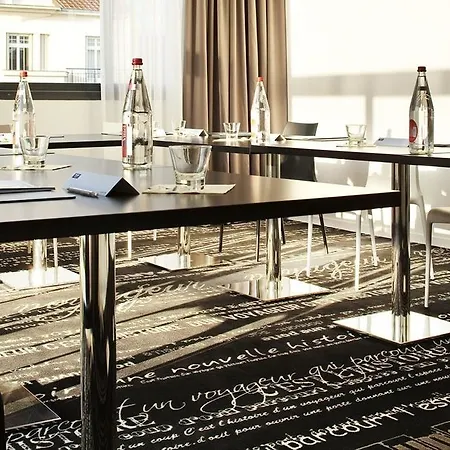 Enzo By Kyriad Direct 3*